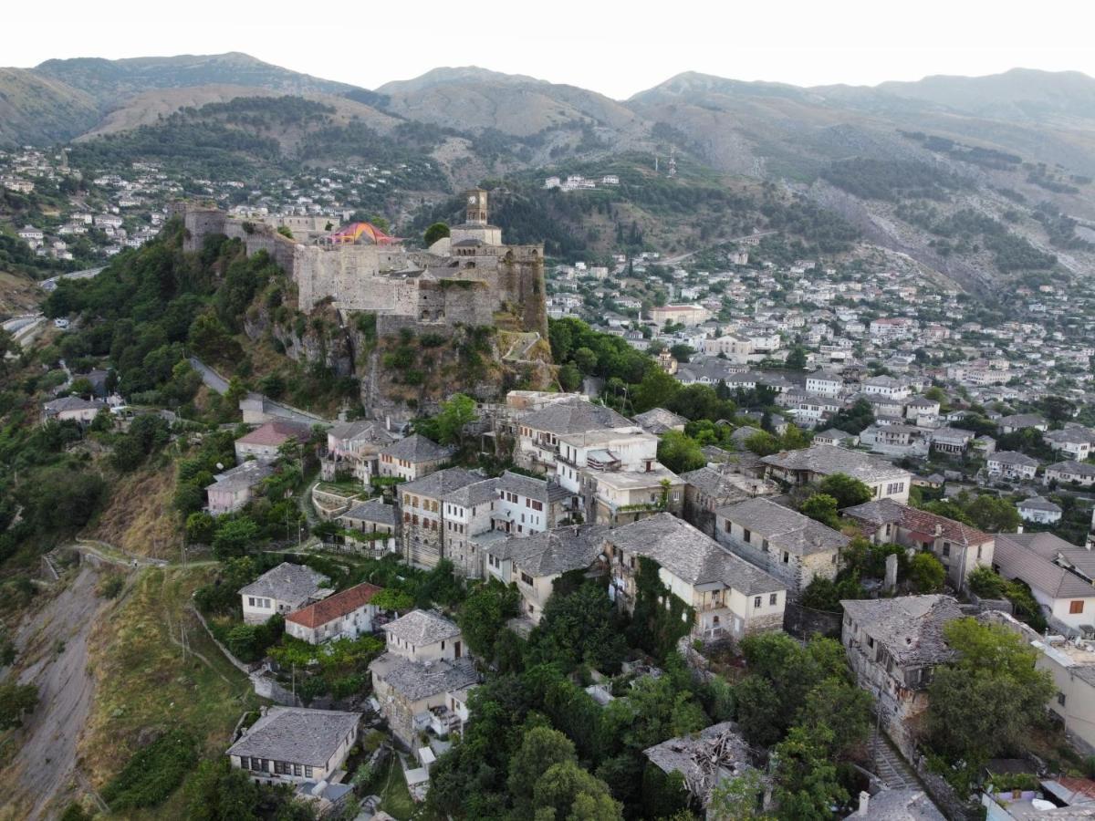 Guest House Argjiro Castle Gjirokaster Ngoại thất bức ảnh