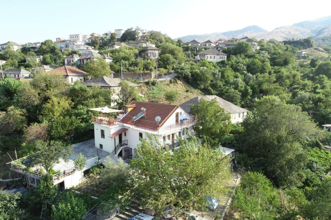 Guest House Argjiro Castle Gjirokaster Ngoại thất bức ảnh